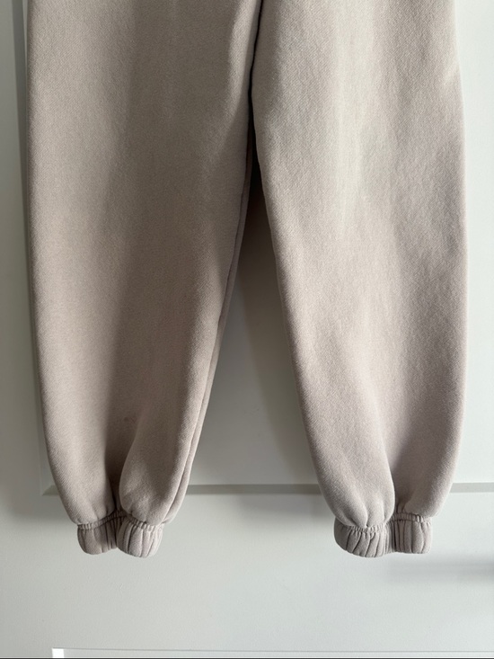 White Fox Offstage Sweatpants Moon Size XS - Picture 4 of 8